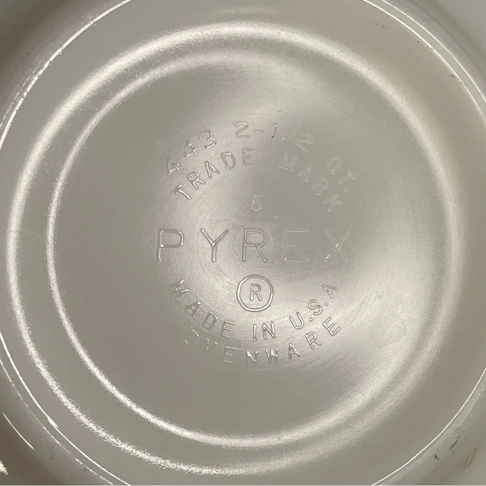 Pyrex Cinderella Bowl 2.5 QT Horizon Blue Vintage